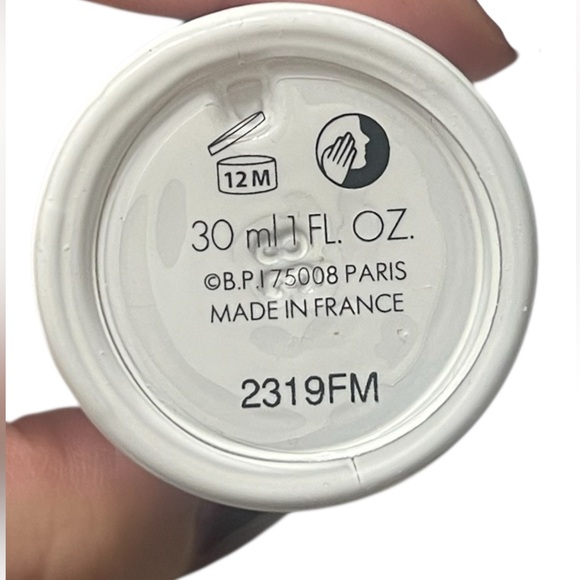 Dolce & Gabbana Secret Shield Protective Smoothing Primer - Picture 2 of 2